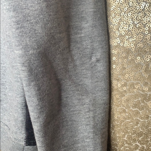 Justin Bieber Sweatshirt - Picture 4 of 5